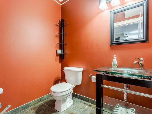 2240 Jackson Ave, Merritt, BC - Indoor Photo Showing Bathroom