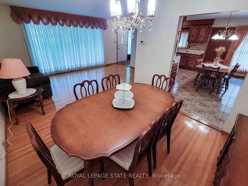 245 Montmorency Dr, Hamilton, ON - Indoor Photo Showing Dining Room