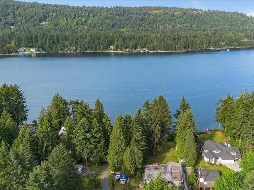 12581 Lipton Rd, Ladysmith, BC 