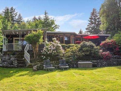 12581 Lipton Rd, Ladysmith, BC 