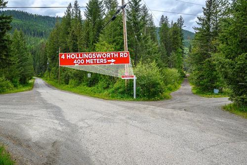 4 Hollingsworth Road, Cherryville, BC - Indoor