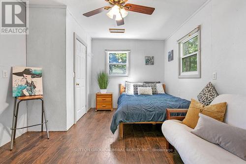 26 Manitou Lane, Kawartha Lakes, ON - Indoor Photo Showing Bedroom