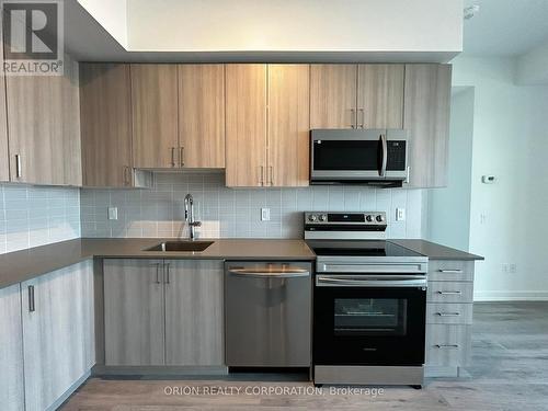 2610 - 1455 Celebration Drive, Pickering, ON - Indoor Photo Showing Kitchen