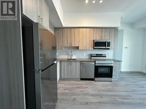 2610 - 1455 Celebration Drive, Pickering, ON - Indoor Photo Showing Kitchen