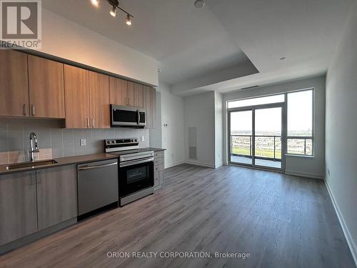 2610 - 1455 Celebration Drive, Pickering, ON - Indoor Photo Showing Kitchen