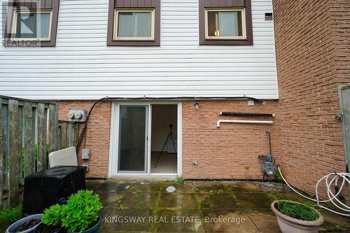 #120 - 1221 Dundix Road, Mississauga, ON - Outdoor With Exterior