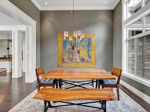 1690 Rose Hill Road, Kamloops, BC - Indoor Photo Showing Dining Room