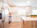 176-8800 Dallas Drive, Kamloops, BC  - Indoor Photo Showing Kitchen With Upgraded Kitchen 