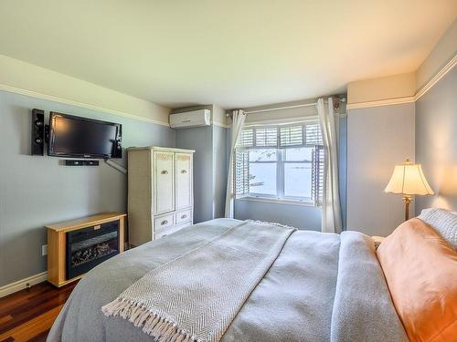 Chambre Ã  coucher principale - 32 Rue Du Lac, Les Coteaux, QC - Indoor Photo Showing Bedroom