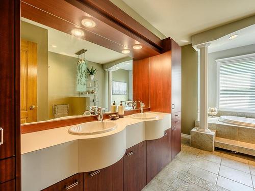 Salle de bains - 32 Rue Du Lac, Les Coteaux, QC - Indoor Photo Showing Bathroom