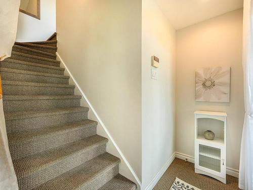 Escalier - 32 Rue Du Lac, Les Coteaux, QC - Indoor Photo Showing Other Room