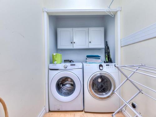 Salle de lavage - 5255 Av. Cumberland, Montréal (Côte-Des-Neiges/Notre-Dame-De-Grâce), QC - Indoor Photo Showing Laundry Room