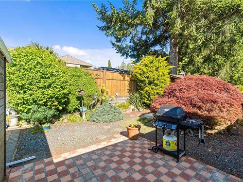 551 Hollywood Rd, Qualicum Beach, BC 