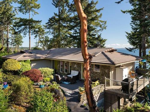 4797 Timber Pl, Saanich, BC 