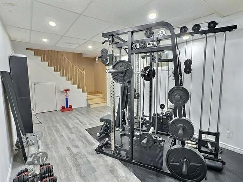 Salle familiale - 354 Ch. De La Baie-De-La-Mine, Saint-Bruno-De-Guigues, QC - Indoor Photo Showing Gym Room