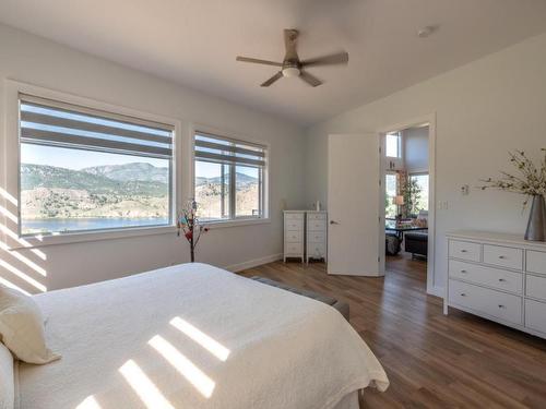 209 Ricard Place, Okanagan Falls, BC - Indoor Photo Showing Bedroom