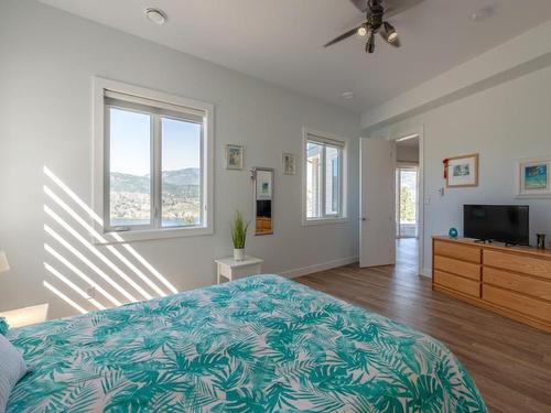 209 Ricard Place, Okanagan Falls, BC - Indoor Photo Showing Bedroom