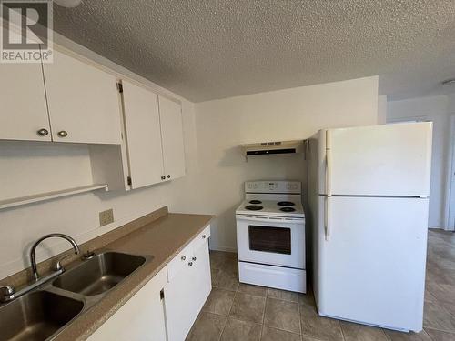 3946 Wren Avenue, Terrace, BC - Indoor Photo Showing Kitchen With Double Sink