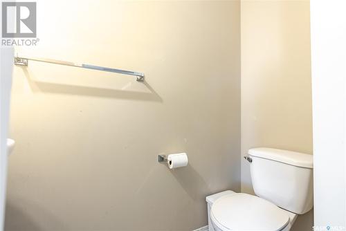715 Lamarsh Lane, Saskatoon, SK - Indoor Photo Showing Bathroom