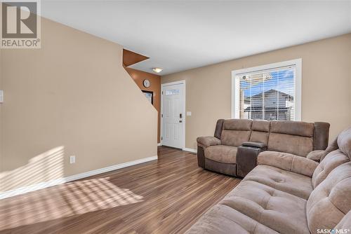 715 Lamarsh Lane, Saskatoon, SK - Indoor Photo Showing Living Room