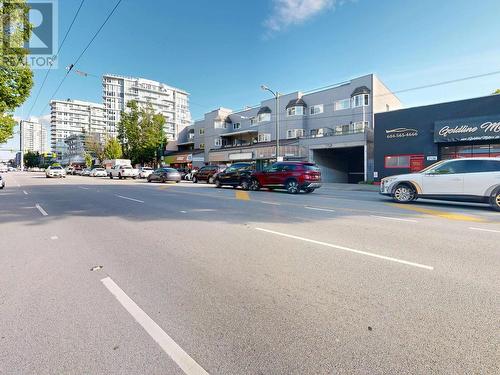 2117 2121 Kingsway, Vancouver, BC 