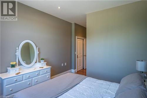 945 3Rd Avenue E Unit# 311, Owen Sound, ON - Indoor Photo Showing Bedroom