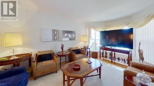 24 Sandpiper Place, Osoyoos, BC - Indoor Photo Showing Living Room