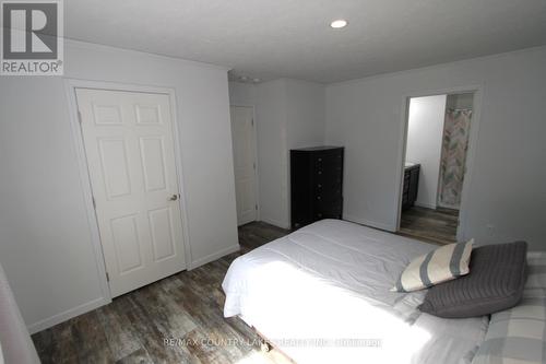 113 Stanley Road, Kawartha Lakes, ON - Indoor Photo Showing Bedroom