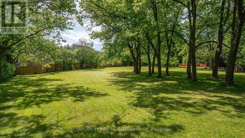 1370 Corley Drive, London, ON - Outdoor