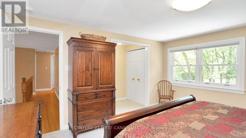 1370 Corley Drive, London, ON - Indoor Photo Showing Bedroom