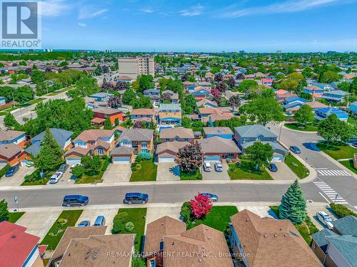 19 Balharbour Drive, Hamilton, ON - Outdoor With View