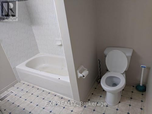 111 Thurman Circle, London, ON - Indoor Photo Showing Bathroom