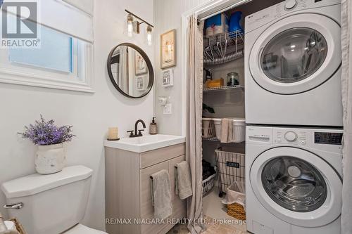 84 Steele Street, Port Colborne, ON - Indoor Photo Showing Laundry Room