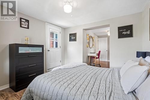 84 Steele Street, Port Colborne, ON - Indoor Photo Showing Bedroom