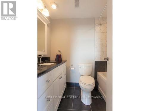 Ph2 - 335 Mill Road, Toronto (Eringate-Centennial-West Deane), ON - Indoor Photo Showing Bathroom