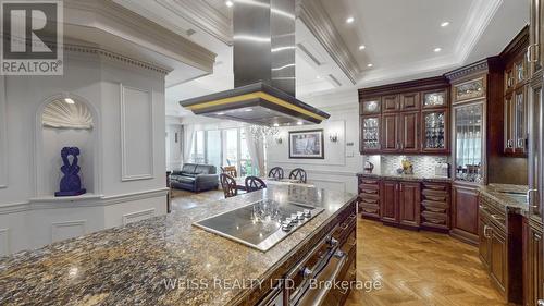 1406 - 2287 Lake Shore Boulevard W, Toronto, ON - Indoor Photo Showing Kitchen With Upgraded Kitchen
