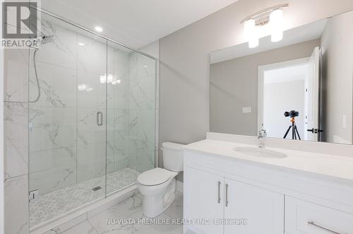 21 Greenbrier Ridge, Thames Centre (Dorchester), ON - Indoor Photo Showing Bathroom