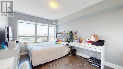 Ph15 - 370 Highway 7 E, Richmond Hill (Doncrest), ON - Indoor Photo Showing Bedroom