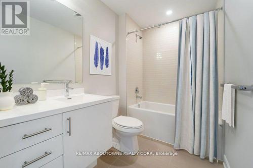 308 - 3200 William Coltson Avenue, Oakville, ON - Indoor Photo Showing Bathroom