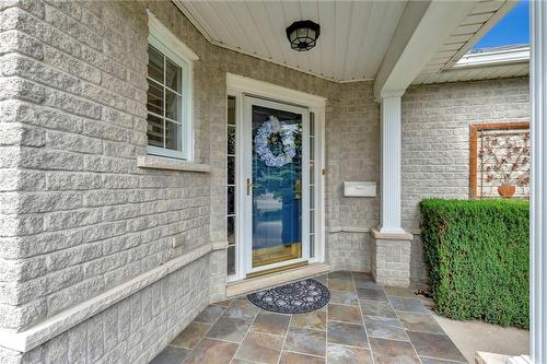 Inviting Entrance - 40 Dunrobin Drive, Caledonia, ON - Outdoor With Exterior