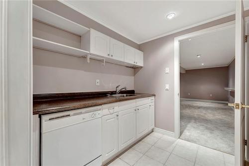 Additional kitchen space in the basement leads out to the Billiards table - 40 Dunrobin Drive, Caledonia, ON - Indoor