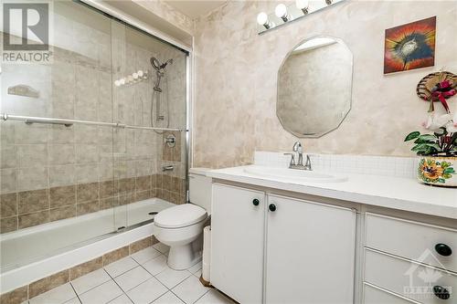 1081 Ambleside Drive Unit#803, Ottawa, ON - Indoor Photo Showing Bathroom