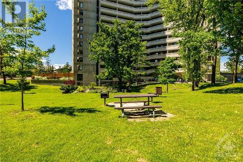 1081 Ambleside Drive Unit#803, Ottawa, ON - Outdoor