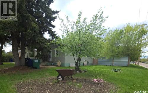 401 V Avenue S, Saskatoon, SK - Outdoor