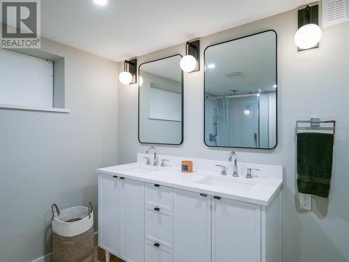 2188 West Fraser Road, Quesnel, BC - Indoor Photo Showing Bathroom