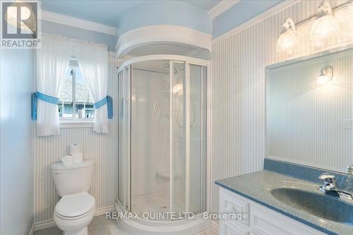 46 Lake Breeze Court, Prince Edward County, ON - Indoor Photo Showing Bathroom