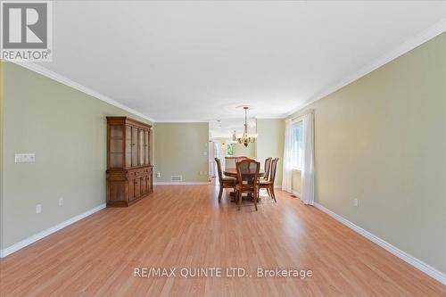 46 Lake Breeze Court, Prince Edward County, ON - Indoor
