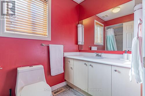 256 Johnson Street, Barrie, ON - Indoor Photo Showing Bathroom