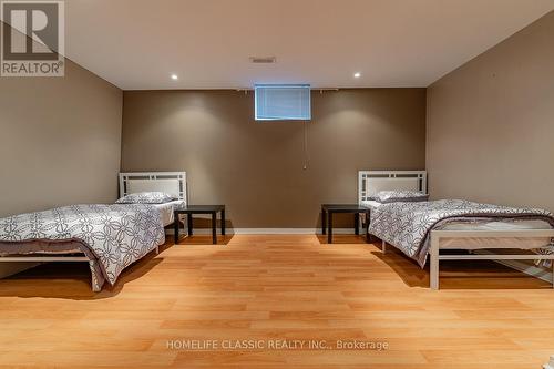 256 Johnson Street, Barrie, ON - Indoor Photo Showing Bedroom
