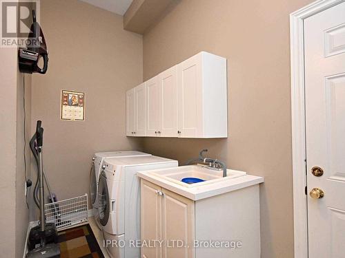 3437 Hideaway Place, Mississauga, ON - Indoor Photo Showing Laundry Room